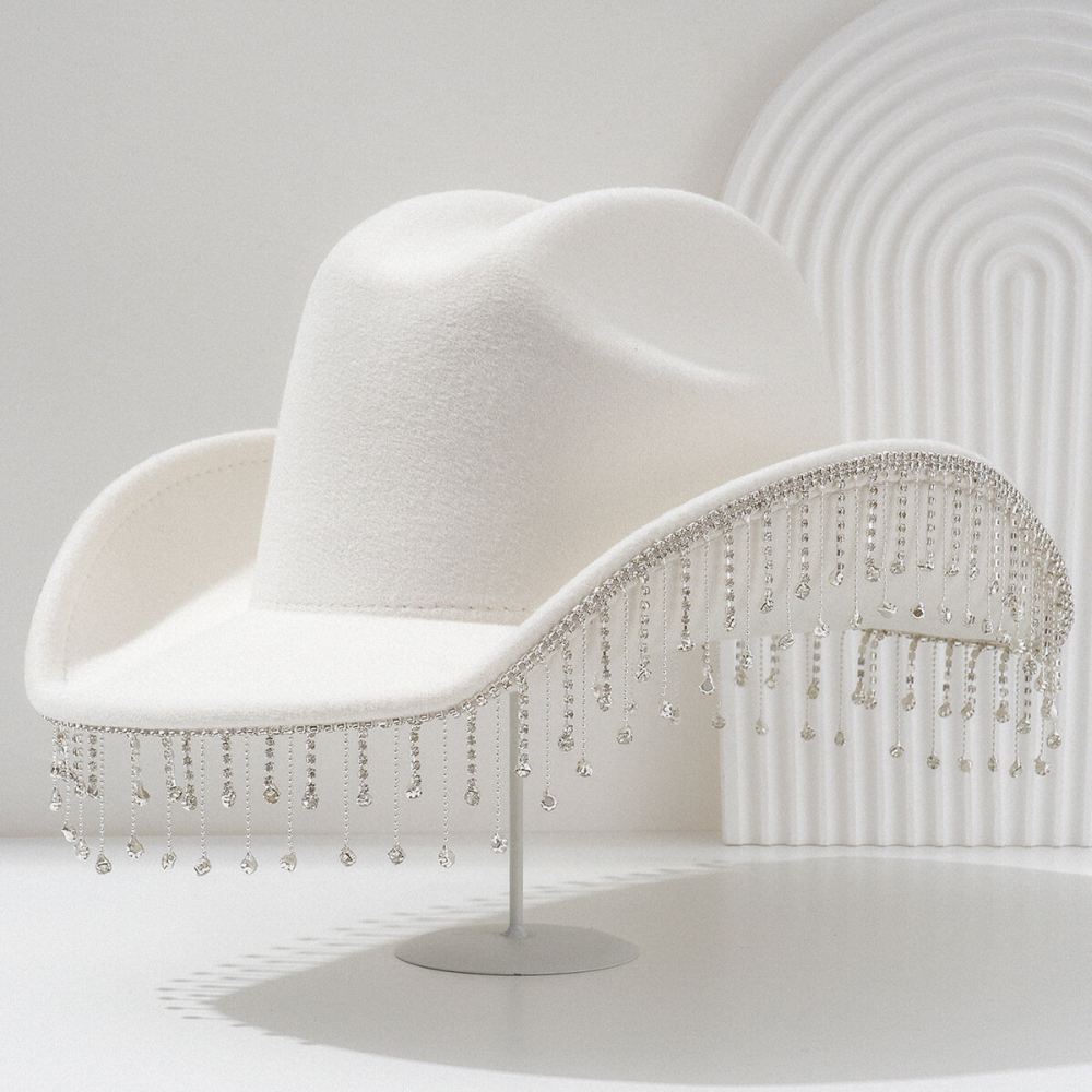 Zac's Alter Ego - Luxury Cowboy Hat with Dangling Chain Diamante Stones Chapeau - Chapeau de cowboy - Blanc